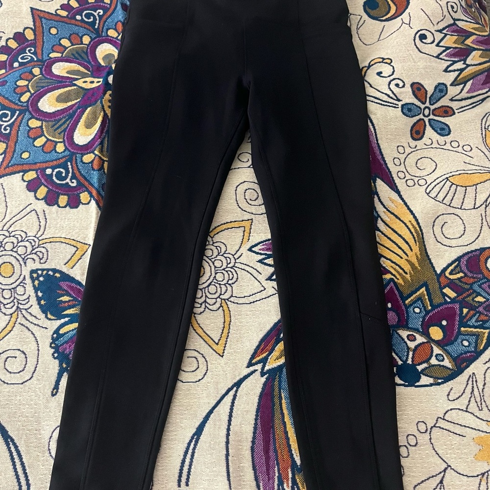 Athleta Chaturanga fleece lined leggings pockets MT medium tall black